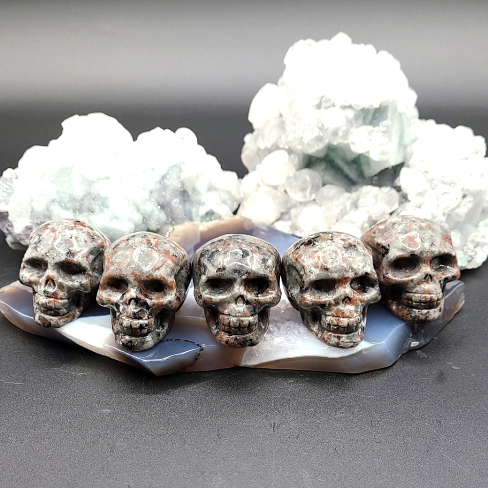 UV Reactive Emberlite Yooperlite Skull Carvings - multiple available